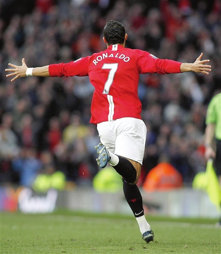 际赛场上立 际赛场上立